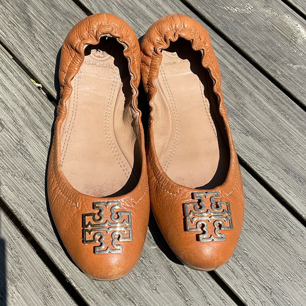 Tory Burch MINNIE TRAVEL Malinda BALLET Flats Royal Tan/Gold Style 30432 5930 🥿